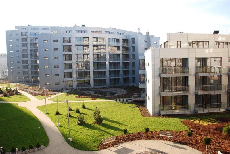 Two Triton Park Apartment *